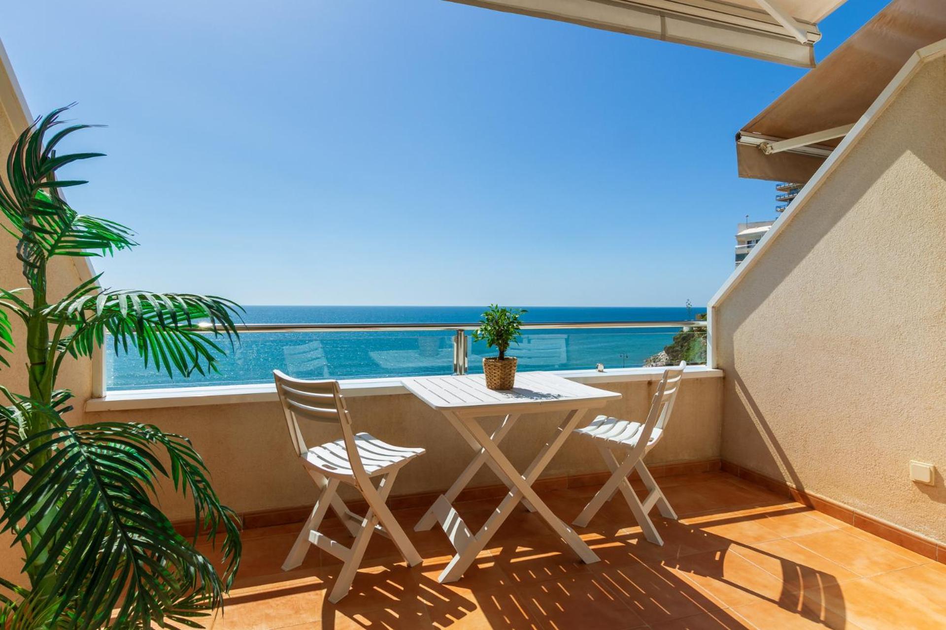 Ferienwohnung Roca Chica - Parking - Frente Playa - Terraza - Wifi - Bajondillo Y Carihuela Torremolinos Exterior foto
